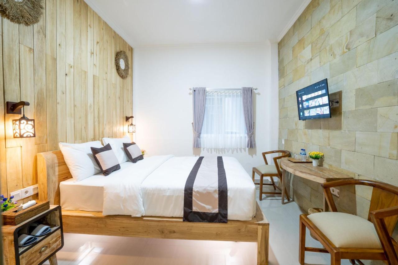 Oki Taru Kuta Lombok